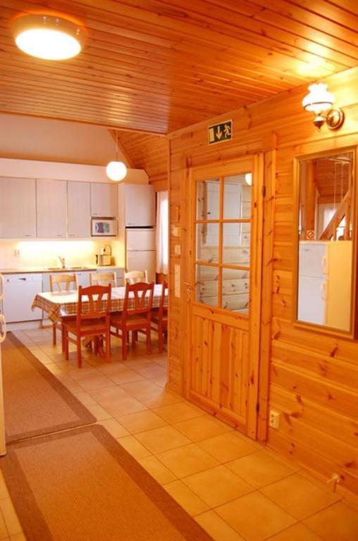 Lomaperkkioe Apartments Vuokatti Rom bilde