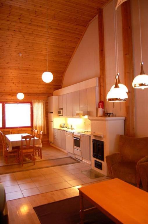Lomaperkkioe Apartments Vuokatti Rom bilde